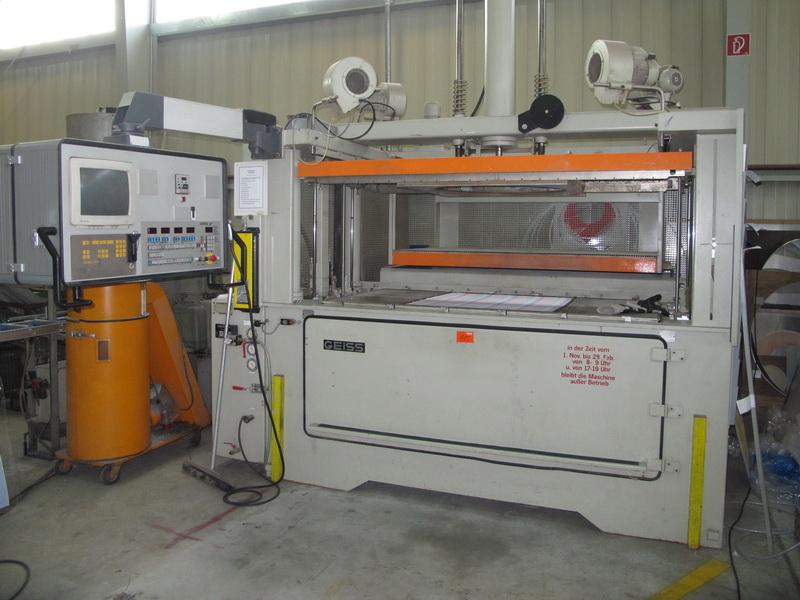 GEISS Vacuum Former