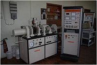 Laborspritzgießmaschine