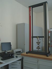 Spannungs-Dehnungs-Untersuchungen