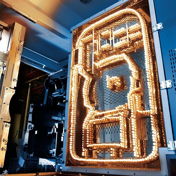 Infrarot-Schweißmaschinen zum kontaktlosen Anwärmen