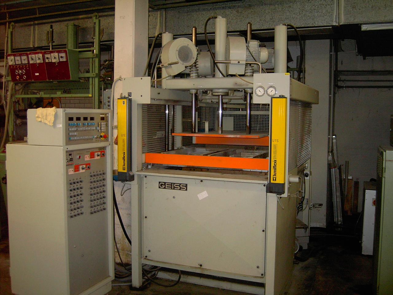 GEISS Vacuum former DU 1000 x 600 U2